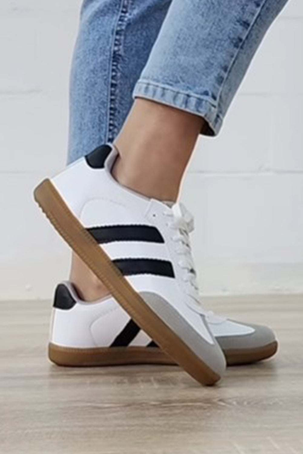 White Striped Lace-up Flat Sneakers Women's Shoes JT's Designer Fashion