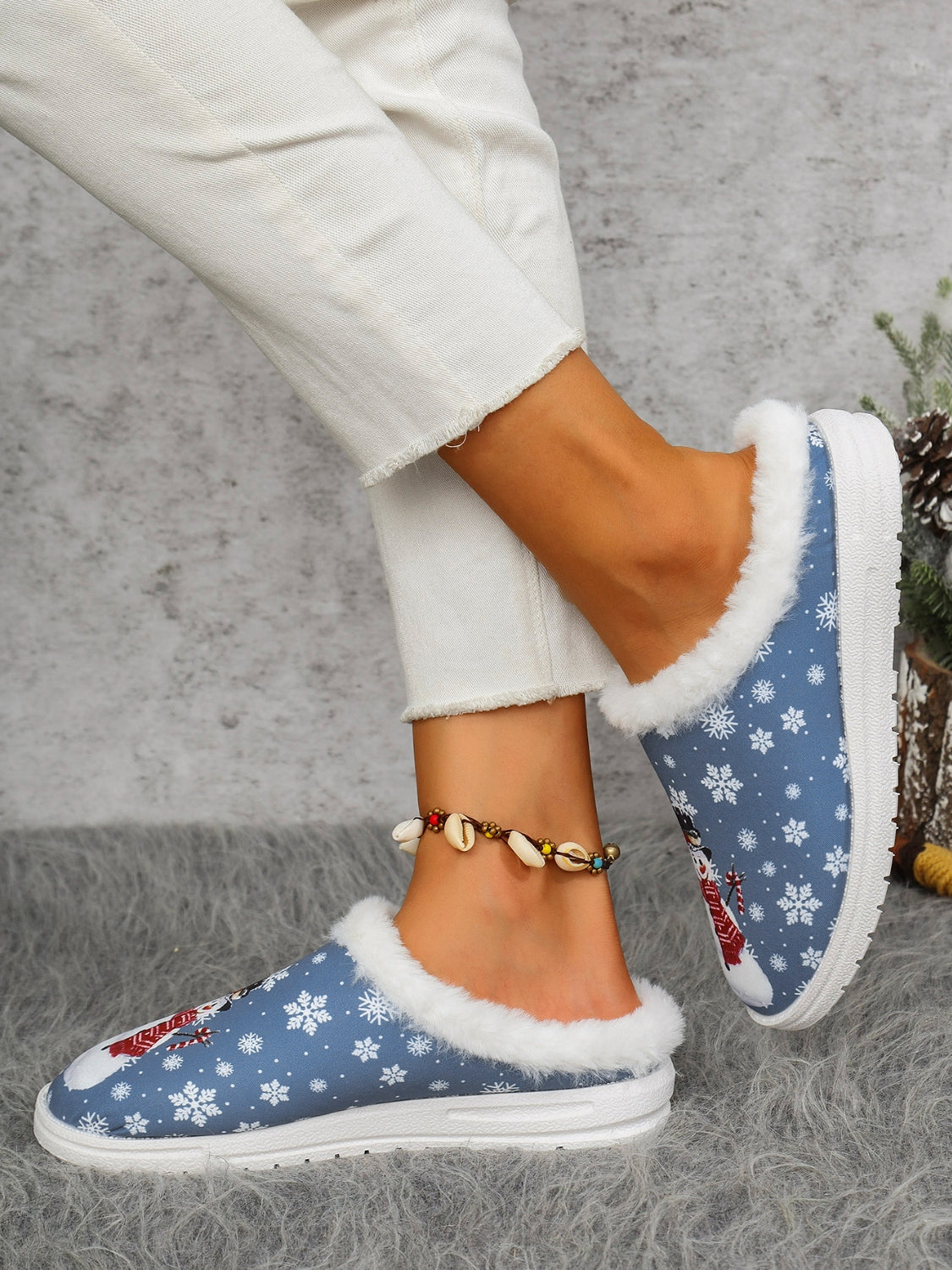 Snowman Print Flat Slippers with Faux Fur Slippers JT's Designer Fashion