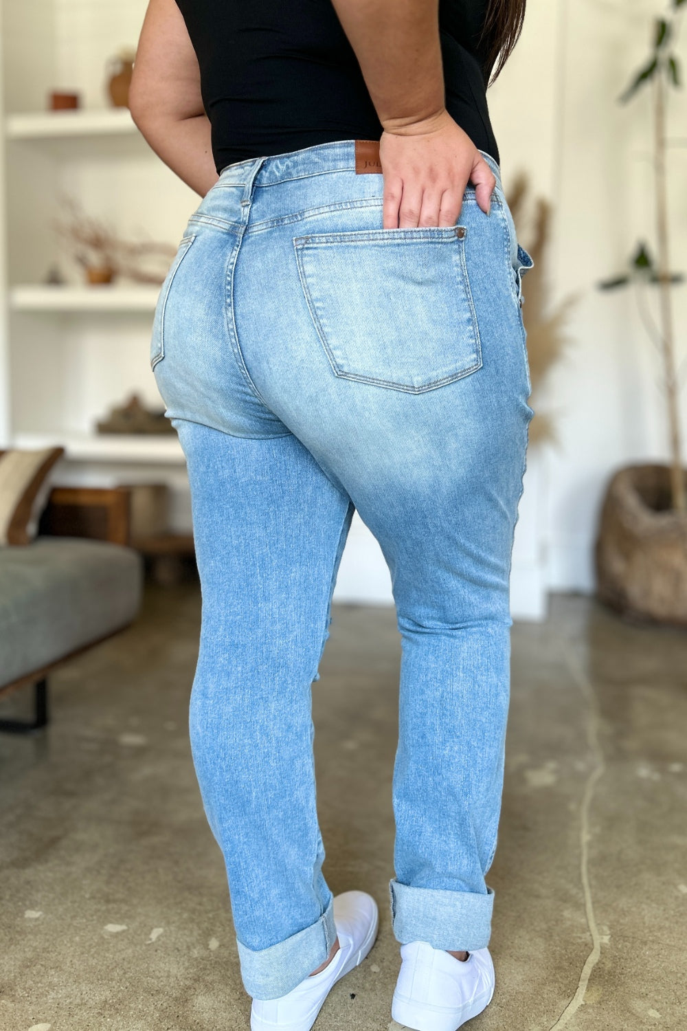 Judy Blue Full Size Distressed Straight Jeans with Patch Pockets Jeans JT's Designer Fashion