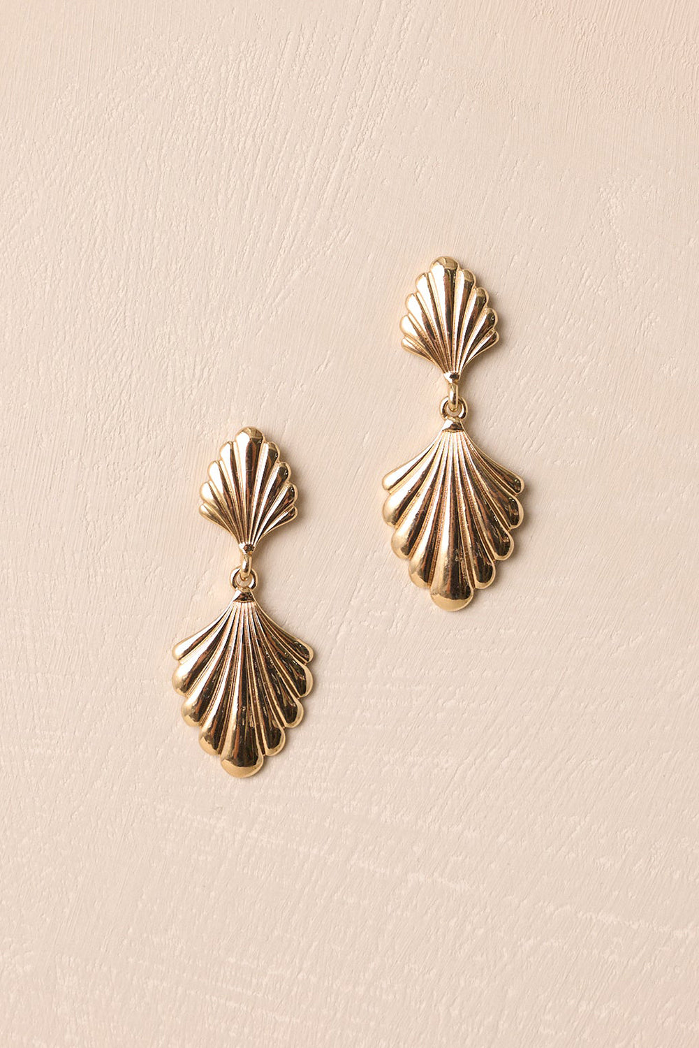 Gold Shell Shape Plated Alloy Drop Earrings Jewelry JT's Designer Fashion