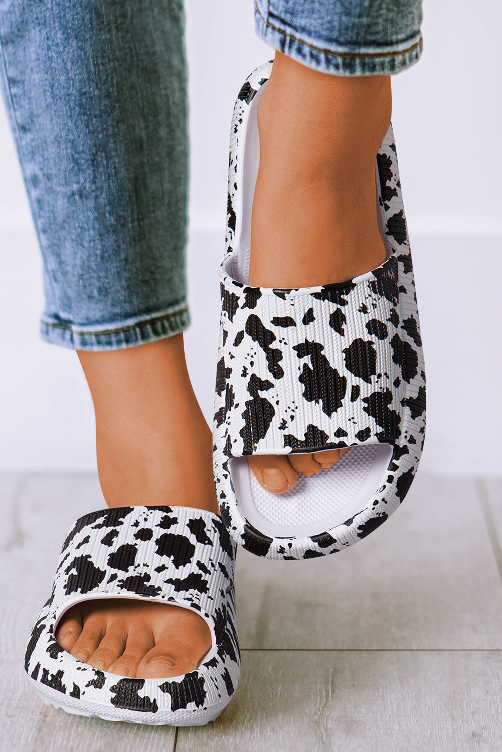 White Cow Spots Printed Non-slip Slippers Slippers JT's Designer Fashion