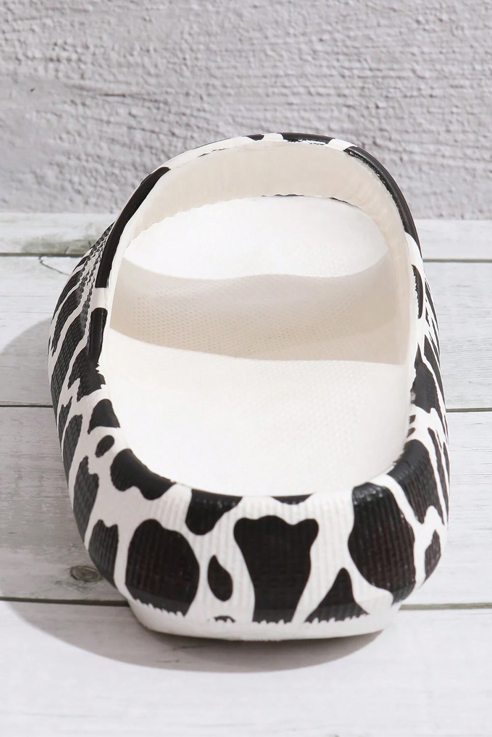 White Animal Spots Print Casual Slippers Slippers JT's Designer Fashion