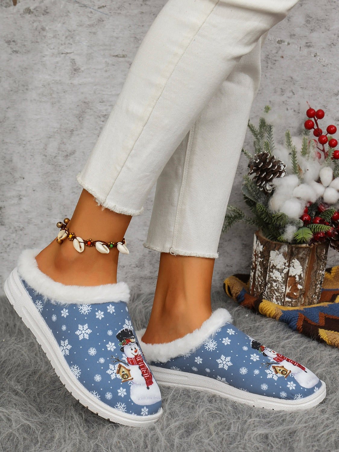 Snowman Print Flat Slippers with Faux Fur Slippers JT's Designer Fashion