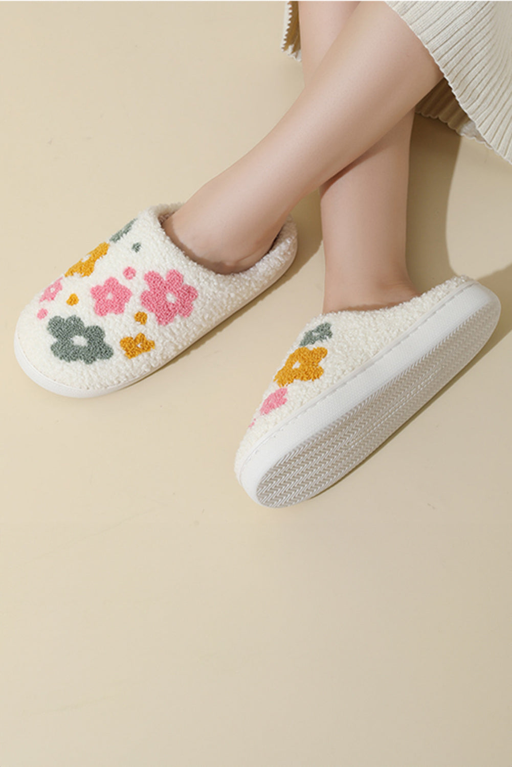 White Flower Pattern Slip On Plush Home Slippers Slippers JT's Designer Fashion