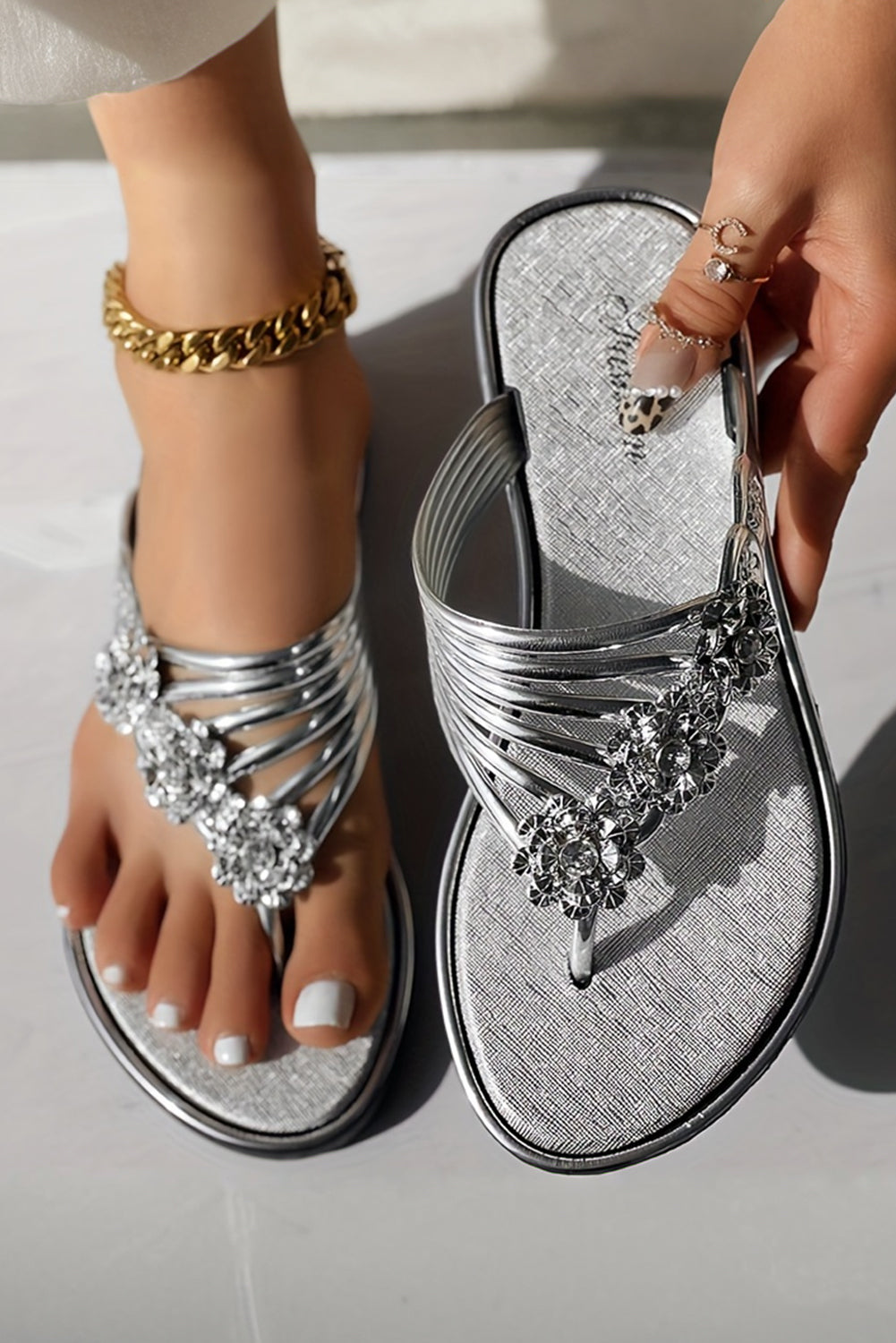 Silvery Rhinestone Flower Strappy Casual Flip Flops Slippers JT's Designer Fashion