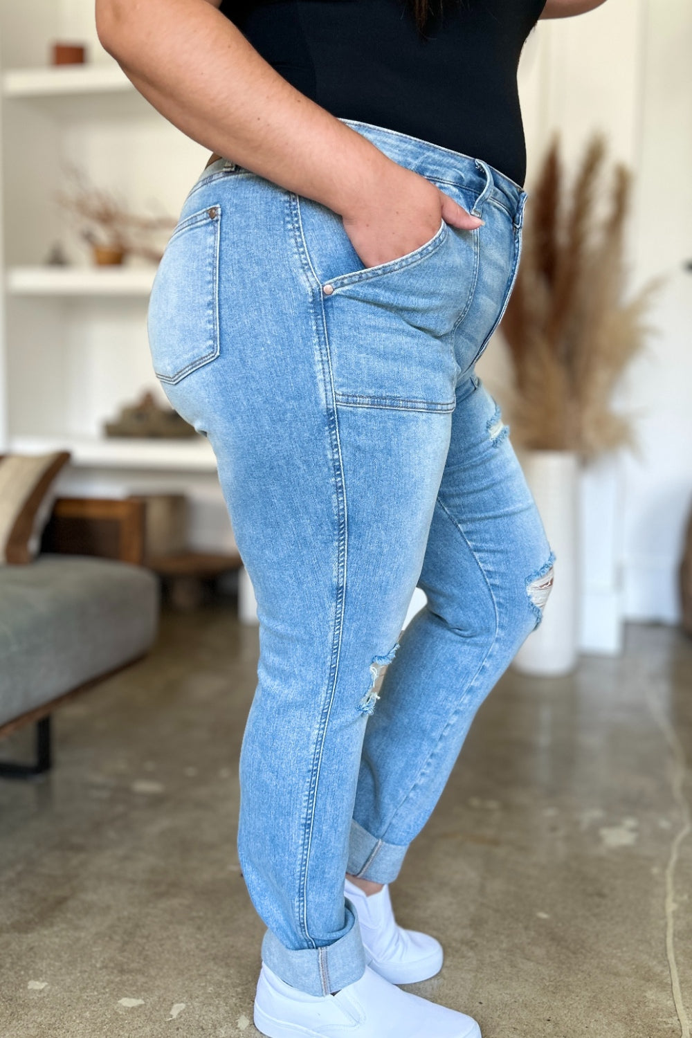 Judy Blue Full Size Distressed Straight Jeans with Patch Pockets Jeans JT's Designer Fashion