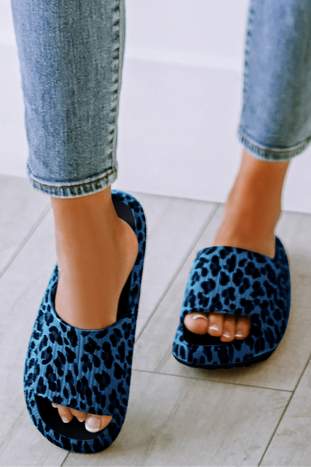 Blue Leopard Print Thick Sole Slip On Slippers Slippers JT's Designer Fashion