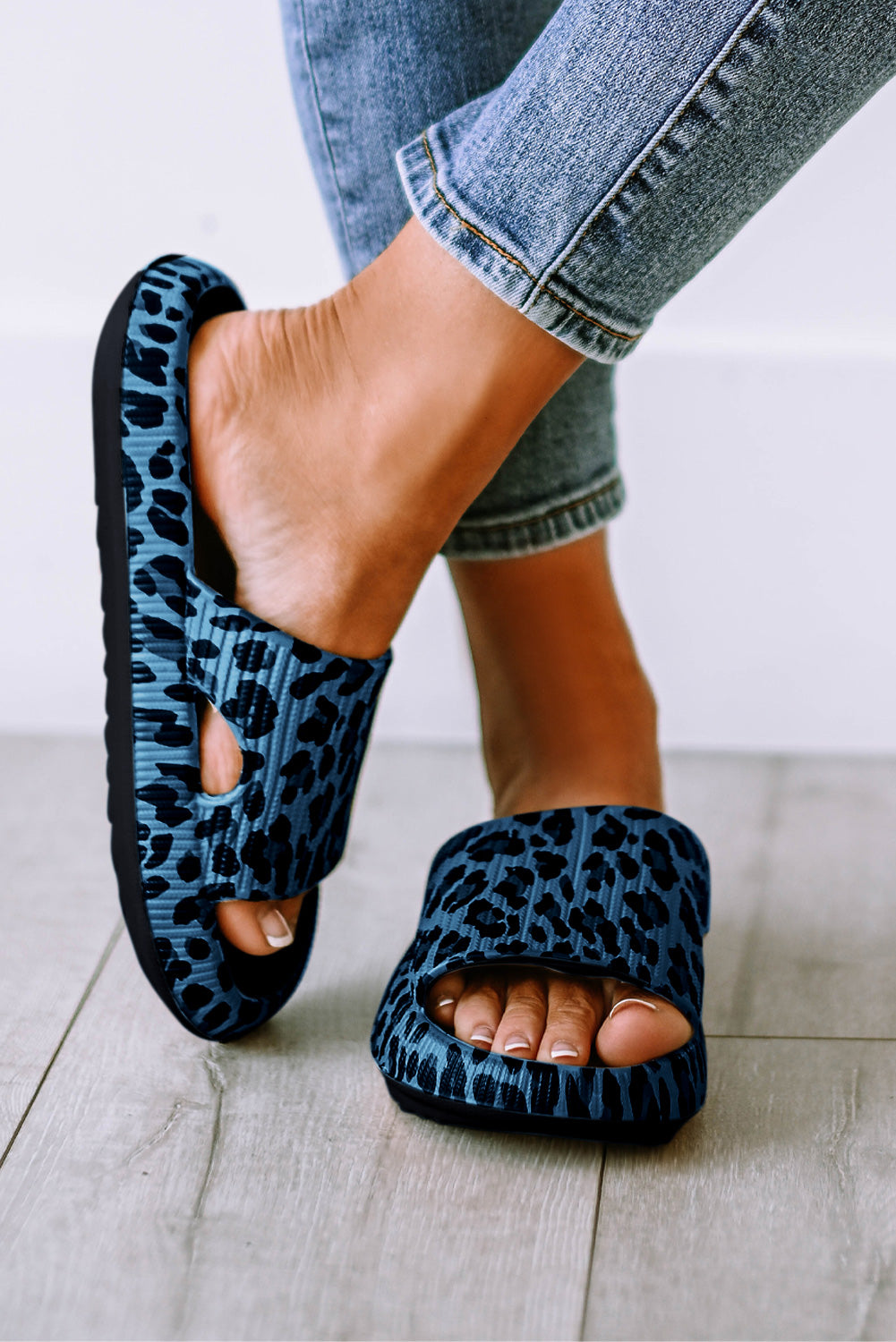 Blue Leopard Print Thick Sole Slip On Slippers Slippers JT's Designer Fashion