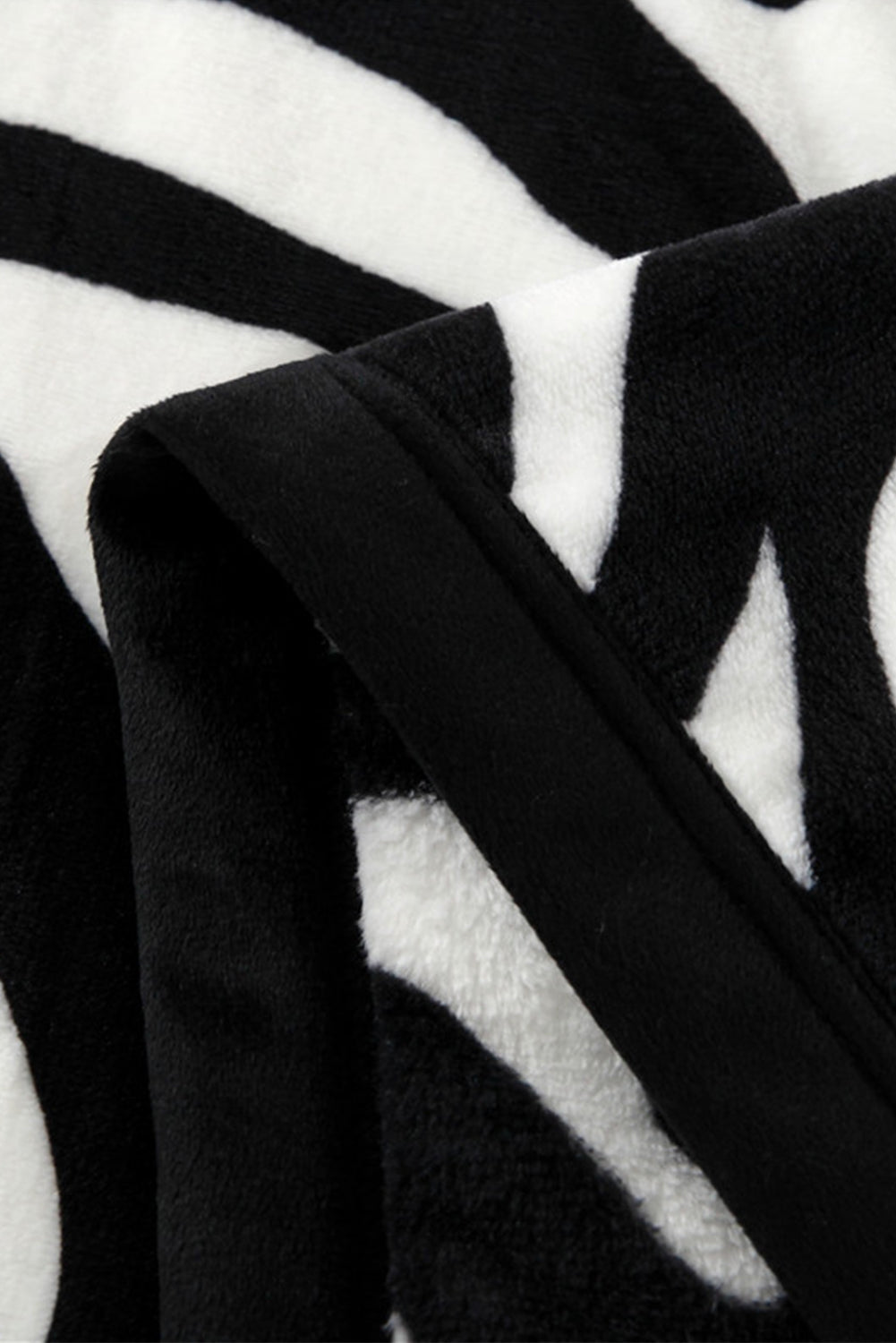 Black Animal Stripe Pattern Large Blanket 200*150cm Other Accessories JT's Designer Fashion