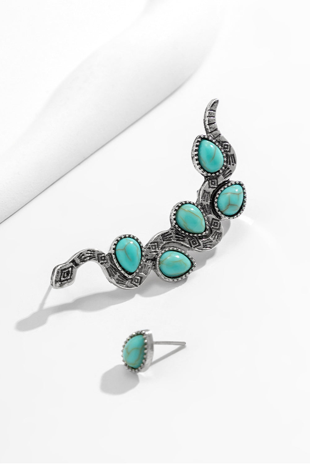 Green Turquoise Snake Shape Ear Hanging Clips Jewelry JT's Designer Fashion